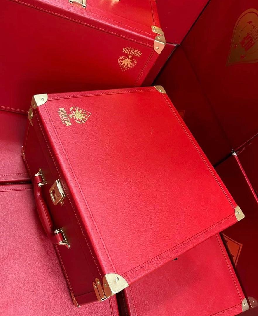 Ace Ultra Premium Love Edition